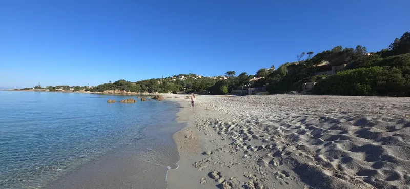Plage du Ruppione face à la Villa Iché-Poggi, ambiance séjour